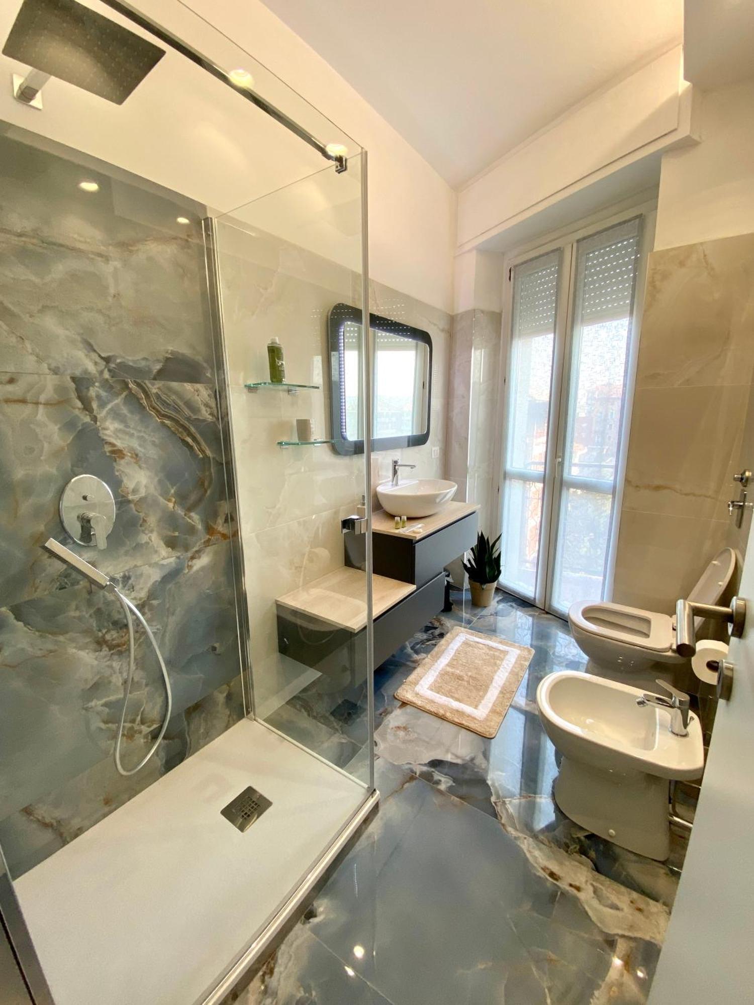 Faenza 18, A Cozy Apartment Милано Екстериор снимка