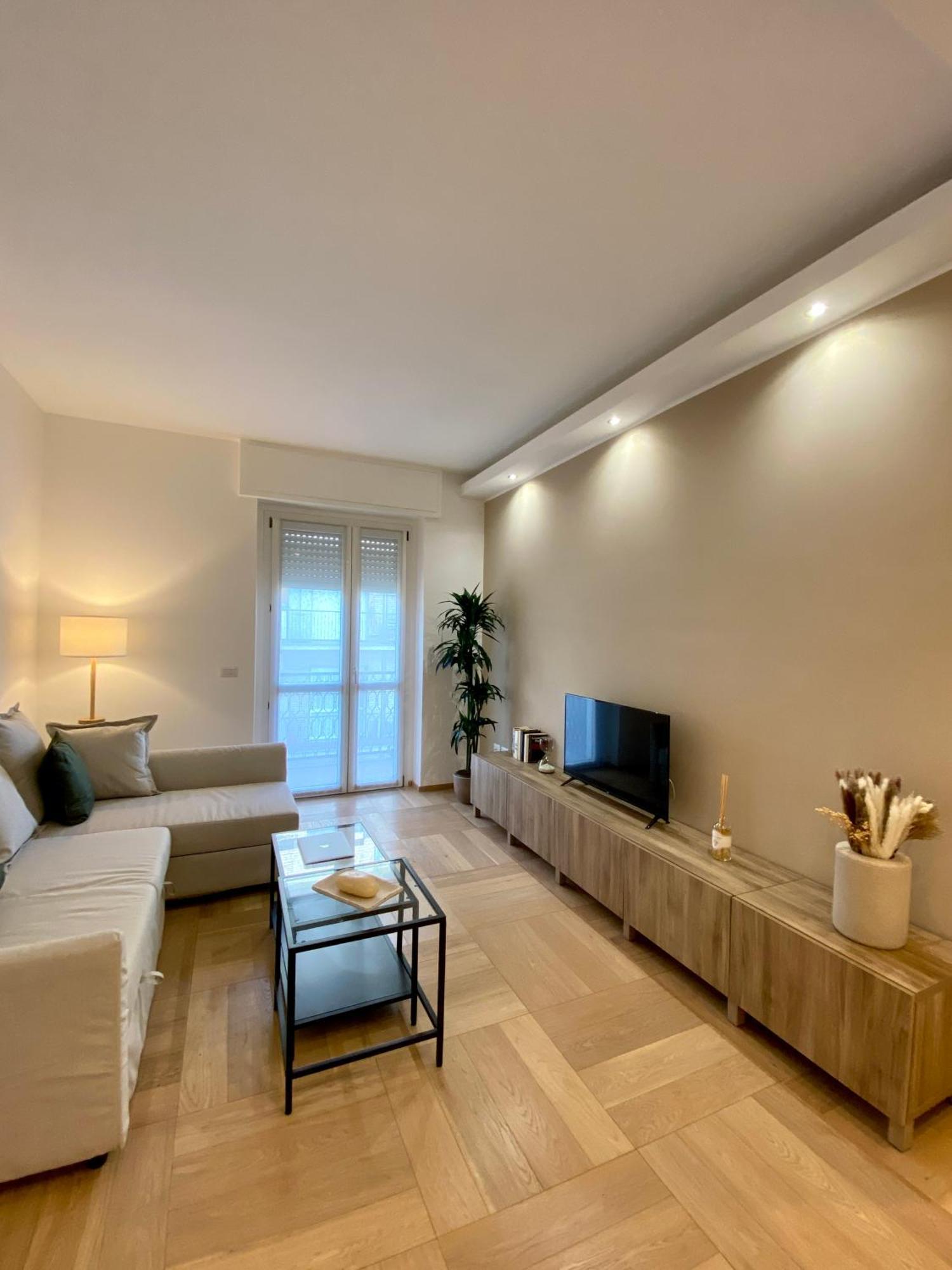 Faenza 18, A Cozy Apartment Милано Екстериор снимка